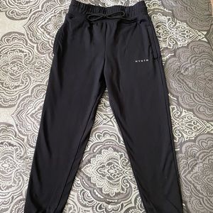 NVGTN joggers LARGE